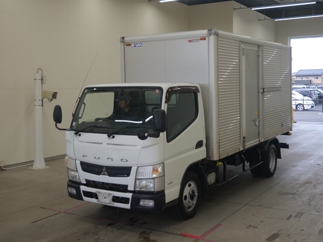MITSUBISHI CANTER 2015
