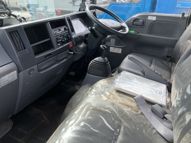 ISUZU ELF 2014