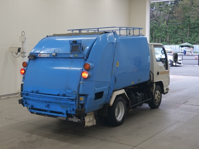 ISUZU ELF 2014