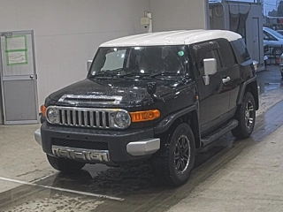 TOYOTA FJ CRUISER 2010