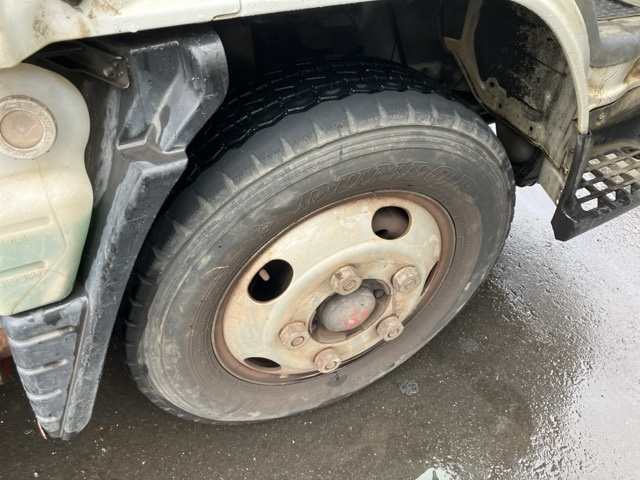 MITSUBISHI CANTER 2012