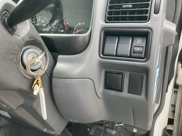 MAZDA BONGO VAN 2012