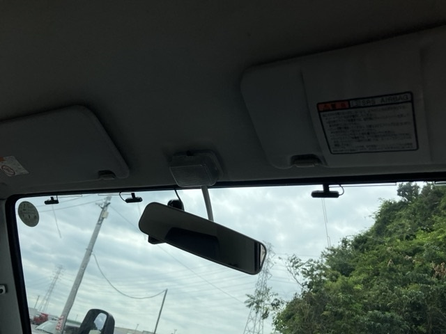 MAZDA BONGO VAN 2012