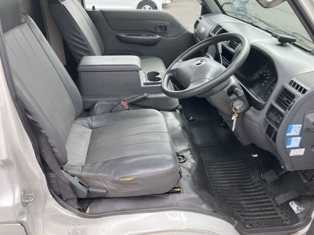 MAZDA BONGO VAN 2012