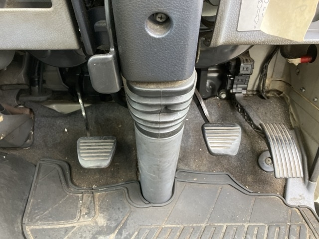 MITSUBISHI CANTER 2012