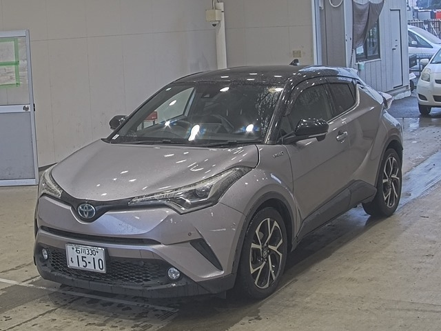 TOYOTA C-HR 2018