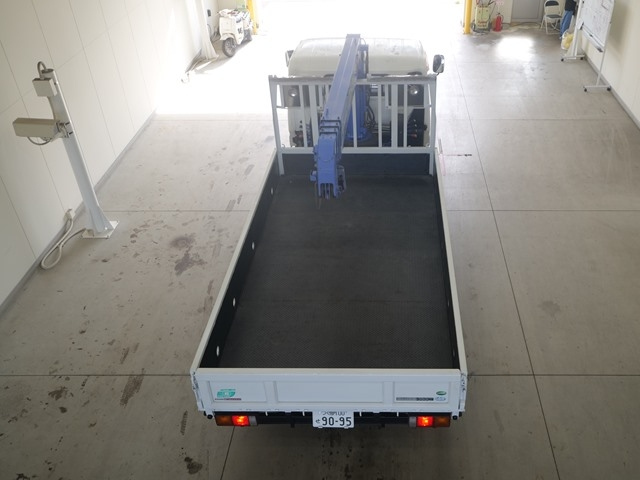 MITSUBISHI CANTER 2011