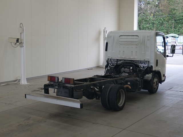 ISUZU ELF 2009