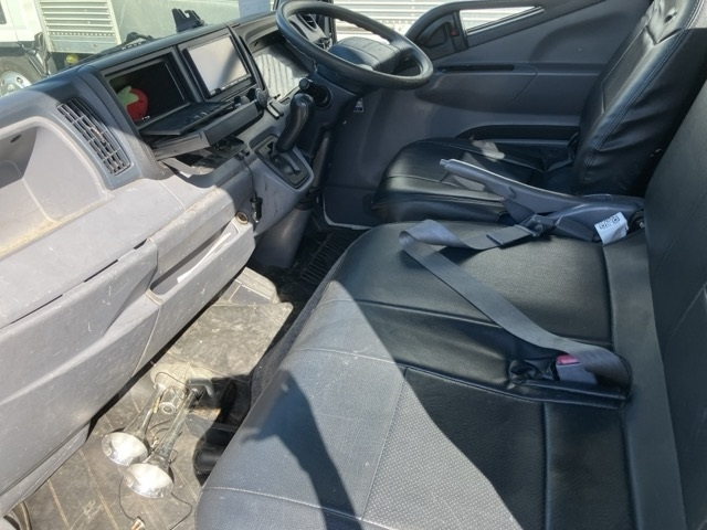 MITSUBISHI CANTER 2012