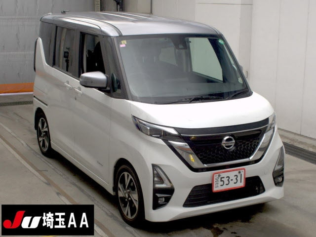 NISSAN ROOX 2020