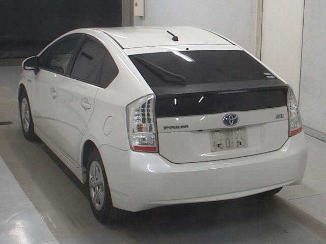 TOYOTA PRIUS 2010