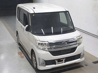 DAIHATSU TANTO 2014