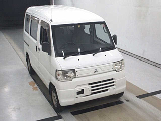 MITSUBISHI MINICAB VAN 2012