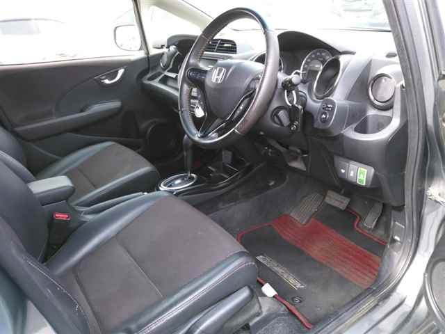 HONDA FIT SHUTTLE 2011