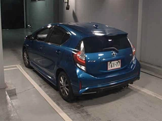 TOYOTA AQUA 2019