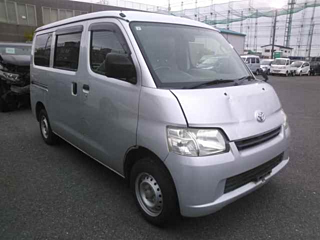 TOYOTA TOWN ACE VAN 2016