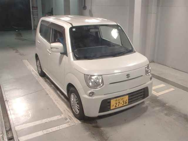 SUZUKI MRWAGON 2011