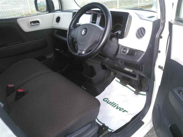 SUZUKI MRWAGON 2011
