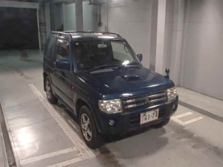 MITSUBISHI PAJERO MINI 2010