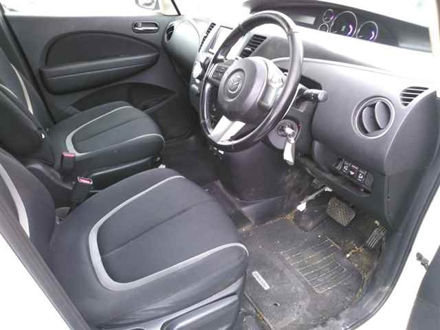 MAZDA BIANTE 2008