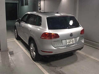 VOLKSWAGEN TOUAREG 2011