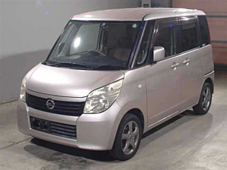 NISSAN ROOX 2010