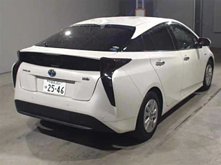 TOYOTA PRIUS 2016