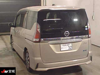 NISSAN SERENA 2017