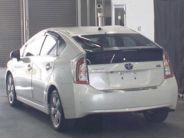 TOYOTA PRIUS 2012