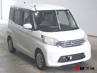 NISSAN DAYZ ROOX 2015