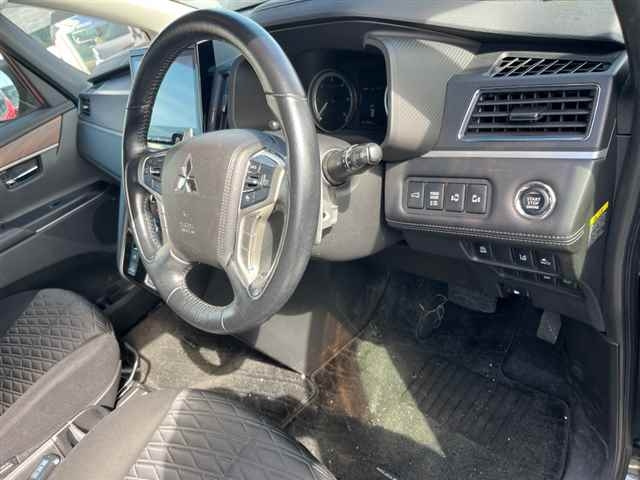 MITSUBISHI DELICA D5 2019