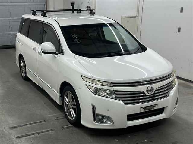 NISSAN ELGRAND 2011