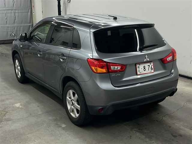 MITSUBISHI RVR 2013