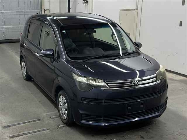 TOYOTA SPADE 2012