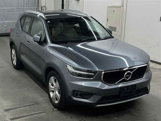 VOLVO XC40 2018