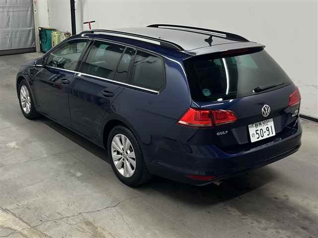 VOLKSWAGEN GOLF VARIANT 2015