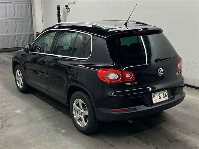 VOLKSWAGEN TIGUAN 2010