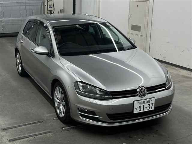 VOLKSWAGEN GOLF 2017