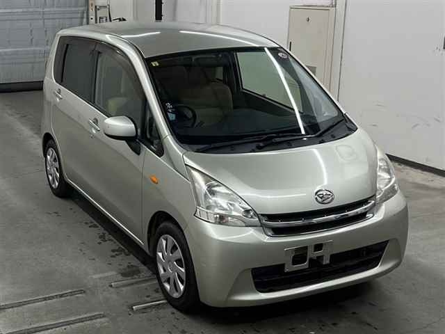 DAIHATSU MOVE 2012