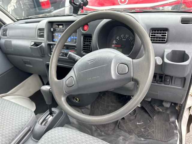 DAIHATSU HIJET TRUCK 2012