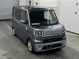 DAIHATSU WAKE 2014