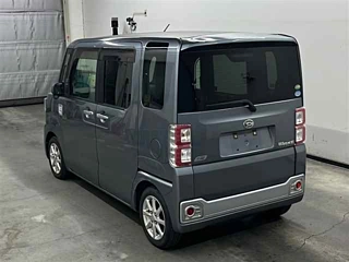 DAIHATSU WAKE 2014