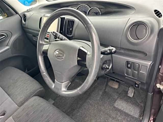 DAIHATSU TANTO 2011