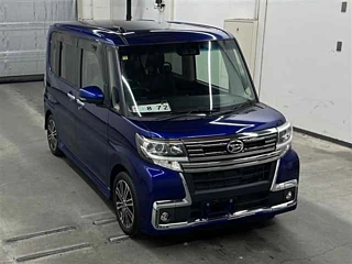 DAIHATSU TANTO 2018