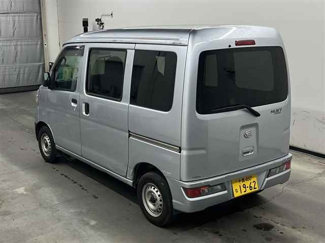 DAIHATSU HIJET VAN 2021