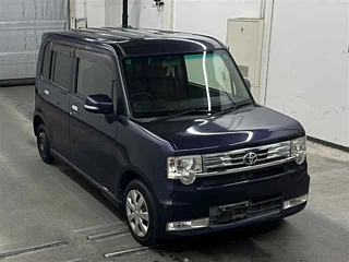 TOYOTA PIXIS SPACE 2014