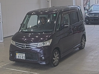 NISSAN ROOX 2011