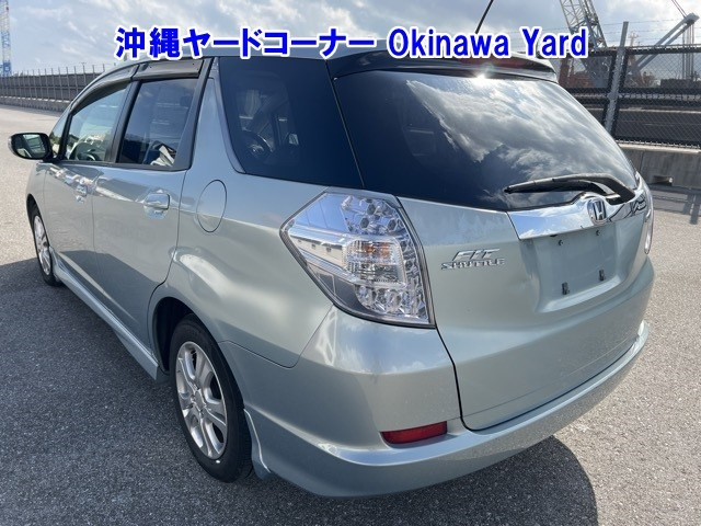 HONDA FIT SHUTTLE 2011