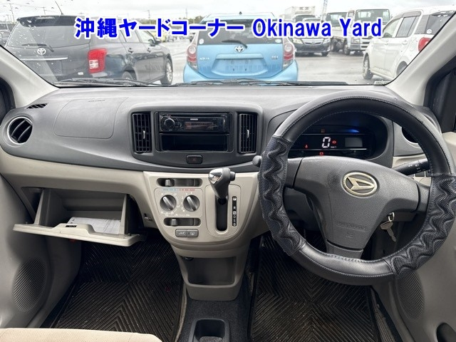 DAIHATSU MIRA E S 2013