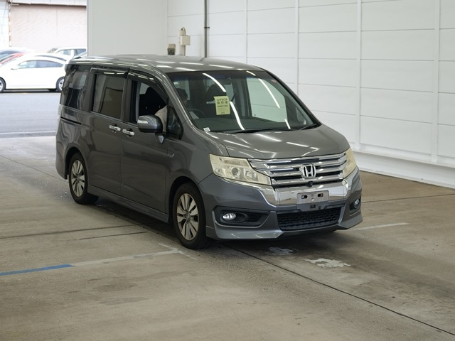 HONDA STEP WAGON 2012